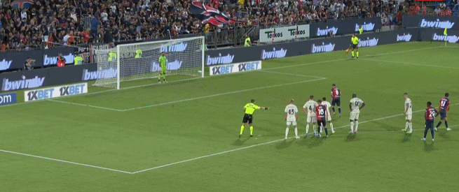 斯洛特：外界的议论影响了萨拉赫的情绪，每个人都会犯错（斯洛特：舆论干扰影响了萨拉赫情绪，谁都会有失误）