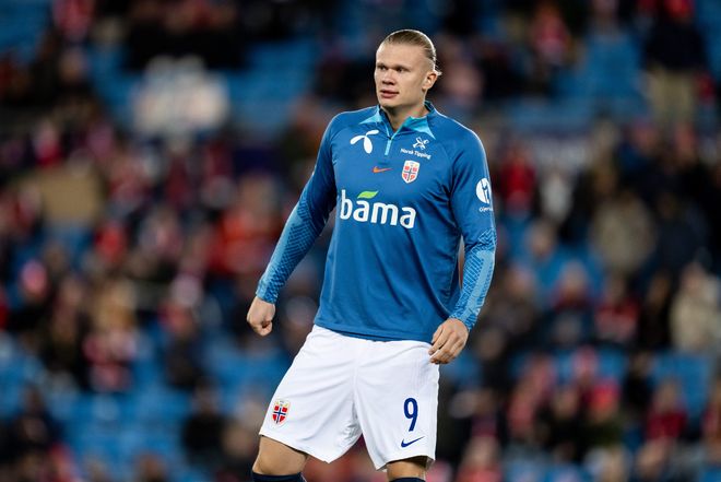 德转列21世纪参与进球榜：梅西1339球居首，C罗1253球第二（德转公布21世纪进球参与榜：梅西以1339球登顶，C罗以1253球列第二）