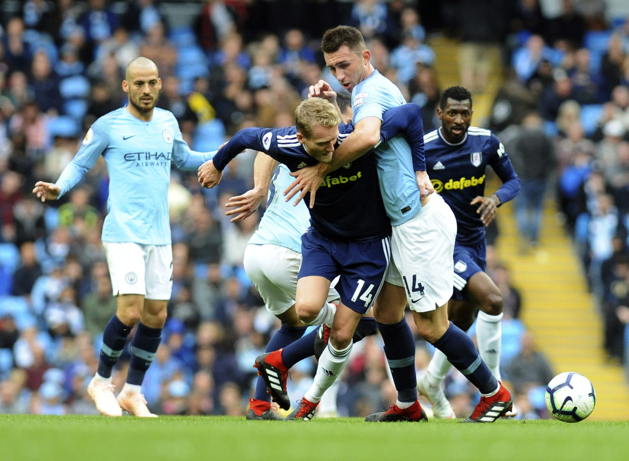 克雷桑在中超表现突出，国安亚冠奖金或成关键，球队需重视中场深度。（克雷桑闪耀中超，国安亚冠奖金或成胜负手，中场厚度亟待提升）