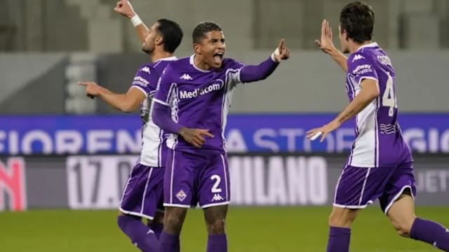 申花获得下赛季亚精联赛资格的一丝“理论希望”？2026赛季“多线平衡”必须重点考虑！（申花晋级下季亚精联仍存理论可能，2026赛季多线平衡须列为重点）